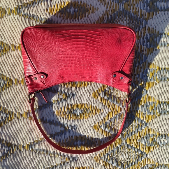 LOFT Red Leather Baguette - Picture 4 of 6